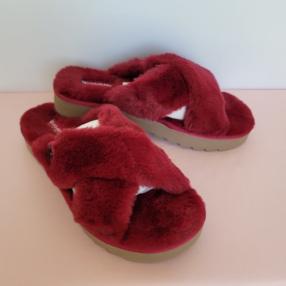 KOOLABURRA BY UGG Women’s Fuzz-It Faux-Fur Slipper Sandals-Berry color. Size 9M⭐ - Picture 7 of 15